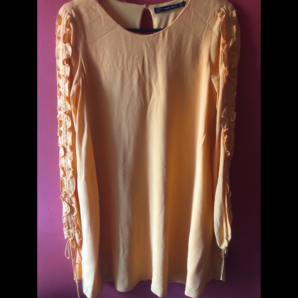 💛Zara Trafaluc Yellow Dress Size S